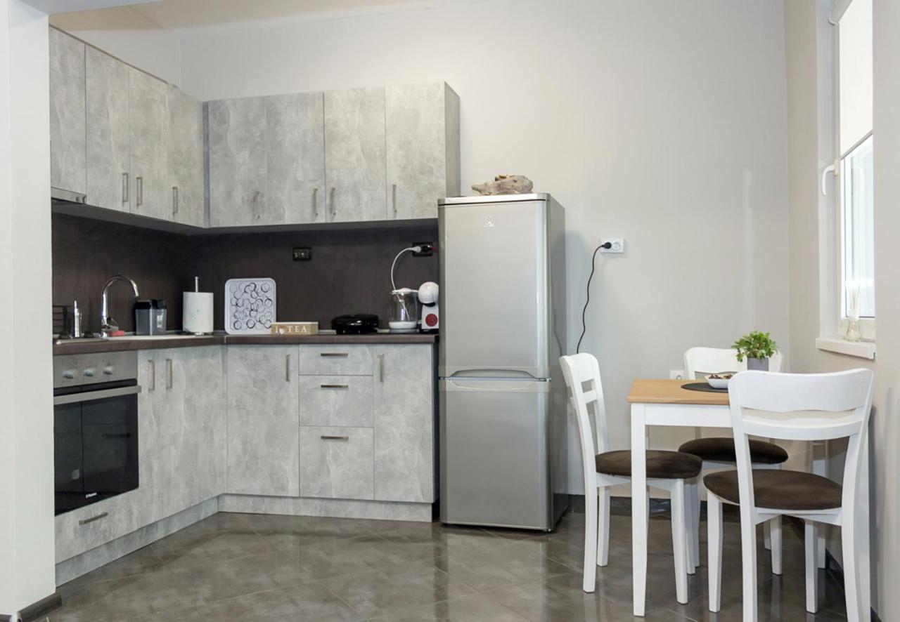 Cosy And Modern 1Bd Flat Near The City Centre By Flat Mаnager Varna Exterior photo